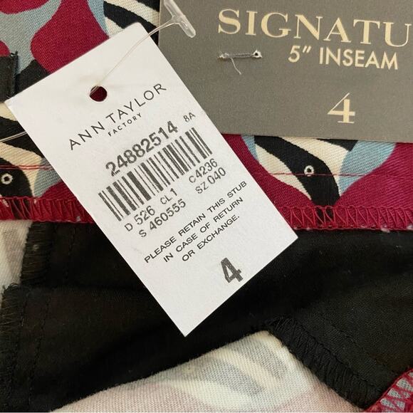 Ann Taylor Chino Purple Fish Signature 5” Inseam Shorts Size 4 Women - Picture 7 of 12